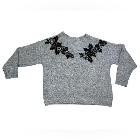 NEW Silver Metallic Floral Embellished Oversized Boucle Sweater HTF - Picture 7 of 16